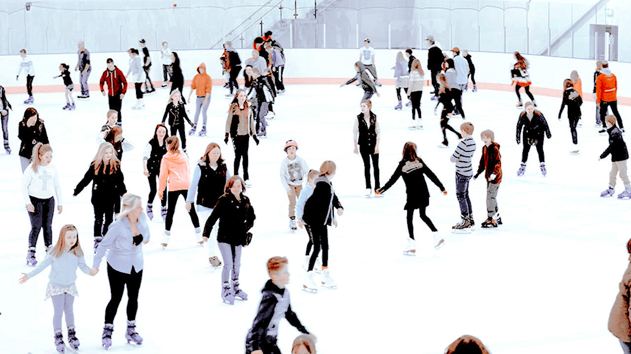 Pista de patinação de gelo.